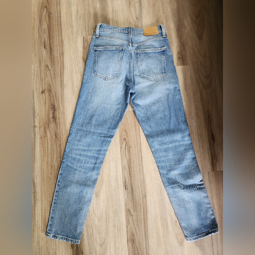 Denim Forum - The Yoko High Rise Slim - Picture 4 of 5